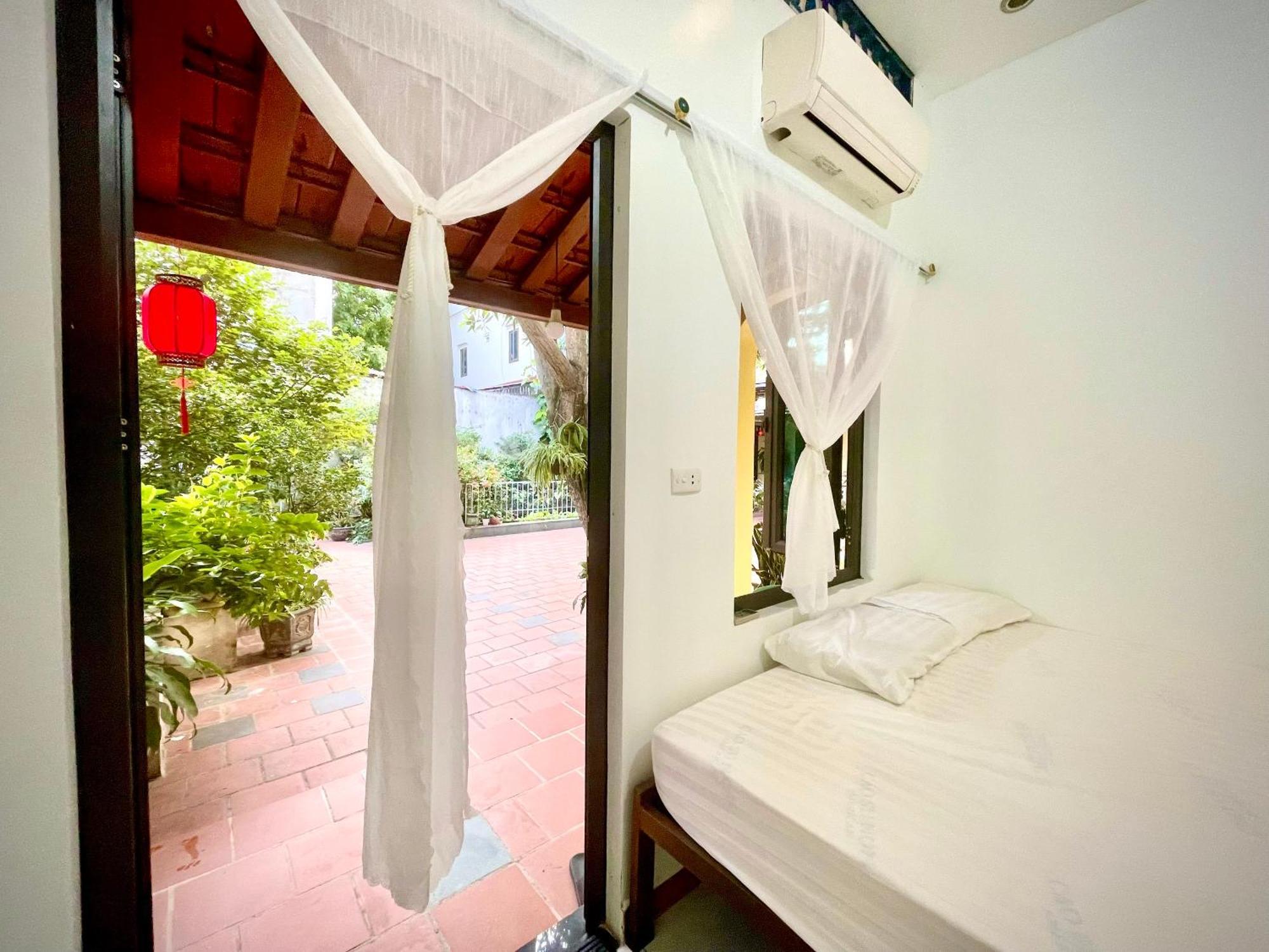 Lee Homestay Hanoi Bagian luar foto