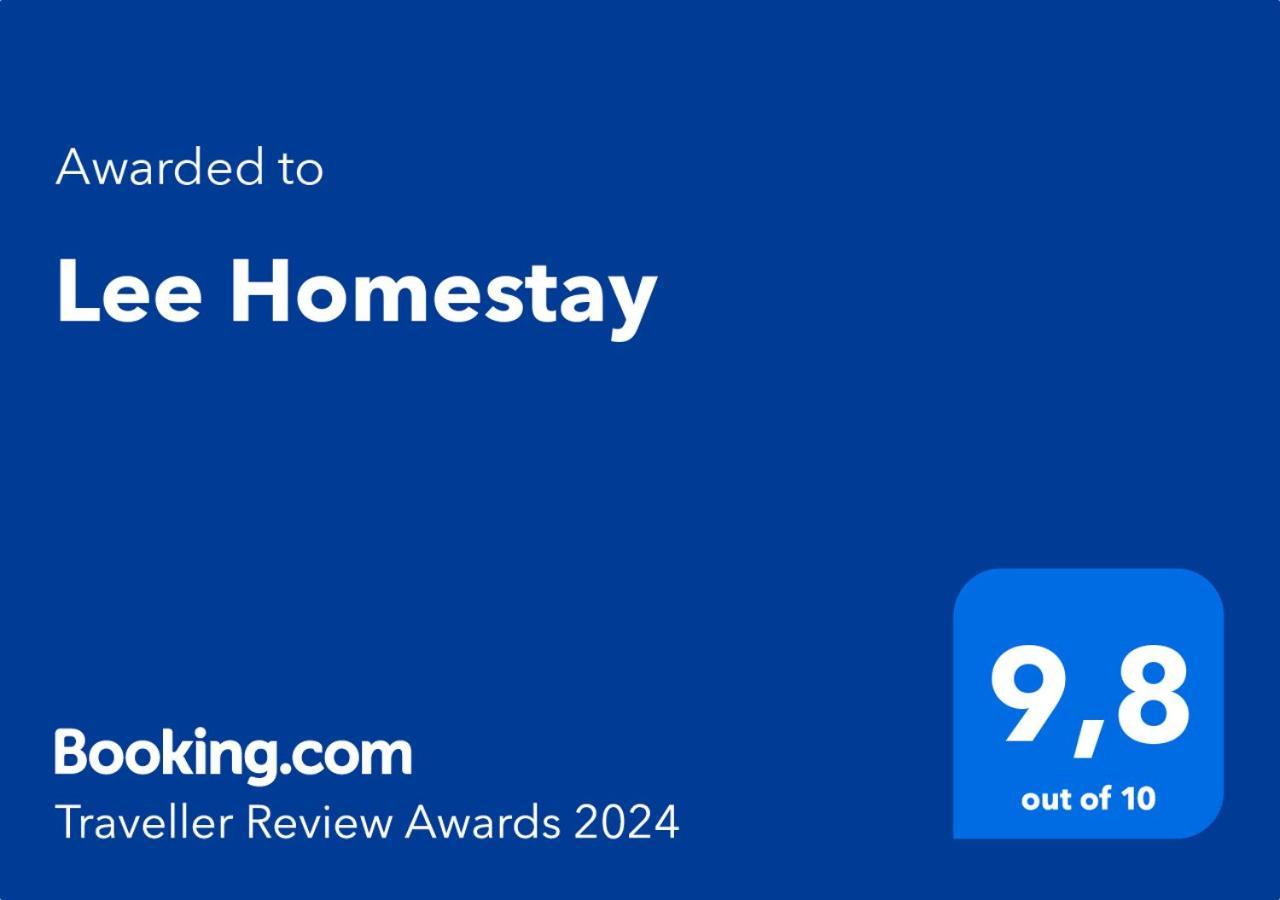 Lee Homestay Hanoi Bagian luar foto